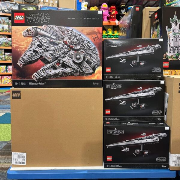 Lego Star Wars Pallets for Sale - Image 6